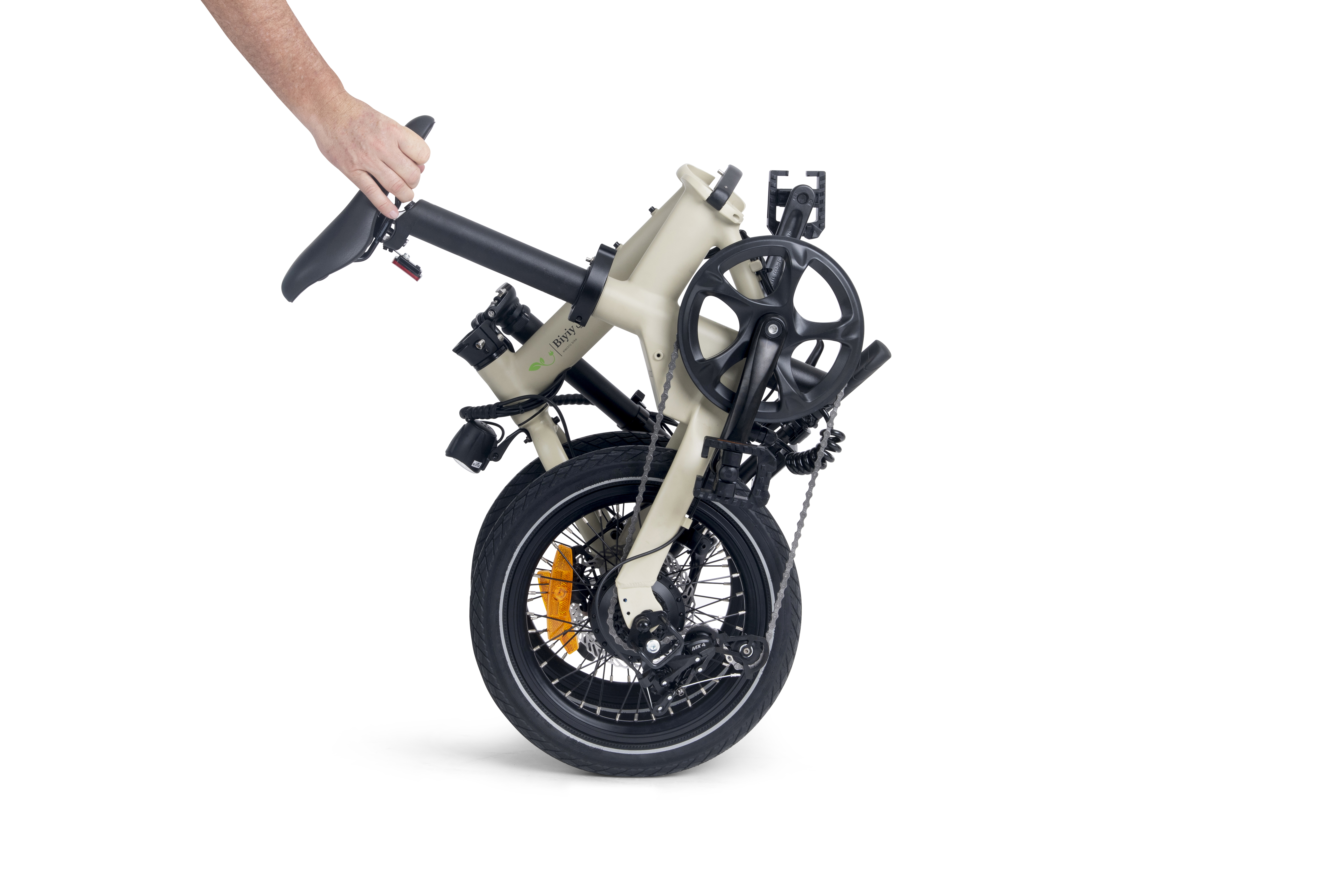 Close up of Fold and Go action and integrated battery